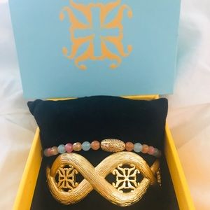NWOT Rustic Cuff bracelet set